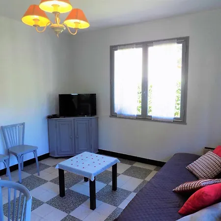 - Maison Mitoyenne Avec Son Jardin Privatif - Au Calme Et Sous Les Pins Villa